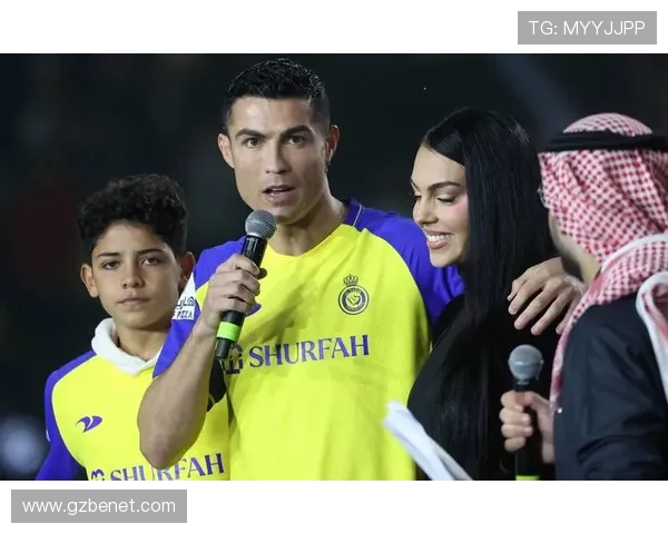 日薪五十万欧C罗难回欧洲四旬