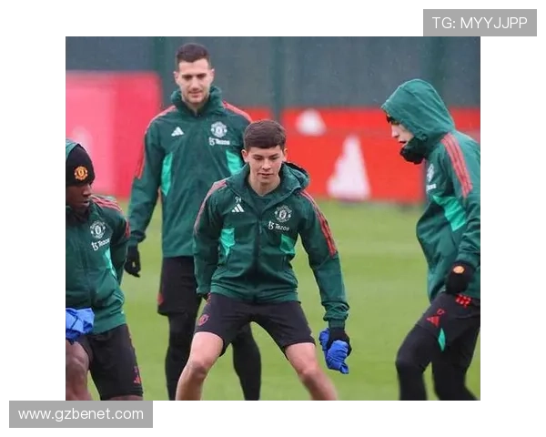 曼联青训注重球员学校表现 曼联青训注重球员学校表现