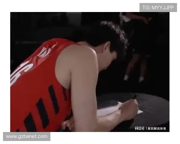 杨瀚森需耐心等待机会 我新秀赛季几乎未上场 杨瀚森需耐心等待机会 我新秀赛季几乎未上场